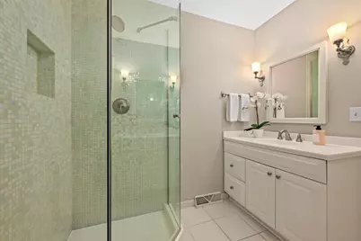 2502 W Norway Dr, Mequon, WI 53092 - Photo 23