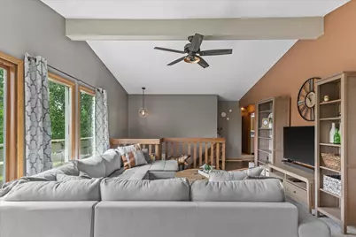 W290S2811  Carmarthen Dr, Genesee, WI 53188 - Photo 11