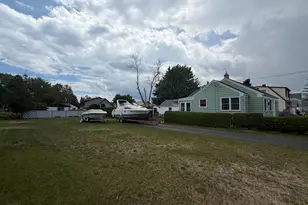 1013 28th St, Two Rivers, WI 54241 - Photo 33