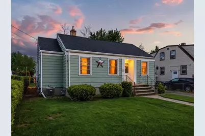 1013  28th St, Two Rivers, WI 54241 - Photo 3