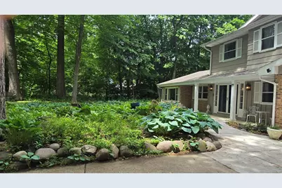 8480 W Edgerton Ave, Greendale, WI 53129 - Photo 3