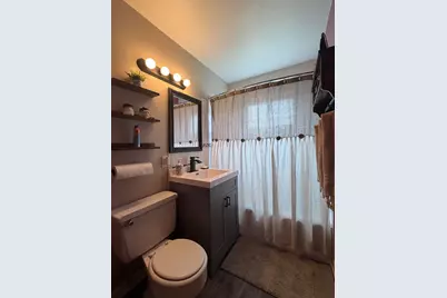 3819 N 81st St, Milwaukee, WI 53222 - Photo 11