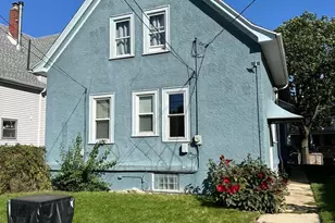 2065 S 28th St, Milwaukee, WI 53215 - Photo 21