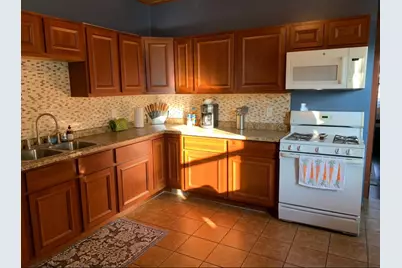 2065 S 28th St, Milwaukee, WI 53215 - Photo 3
