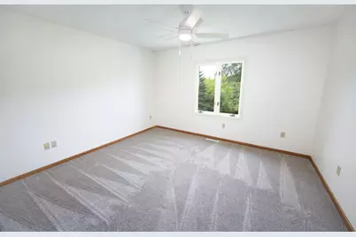 10431 N Gazebo Hill Pkwy, Mequon, WI 53092 - Photo 29