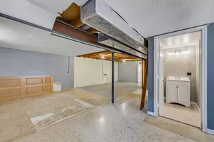 808 Memorial Dr, Kewaskum, WI 53040 - Photo 27