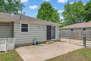 808 Memorial Dr, Kewaskum, WI 53040 - Photo 37