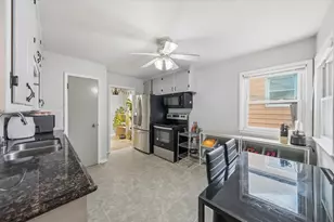 3949 N 77th St, Milwaukee, WI 53222 - Photo 7