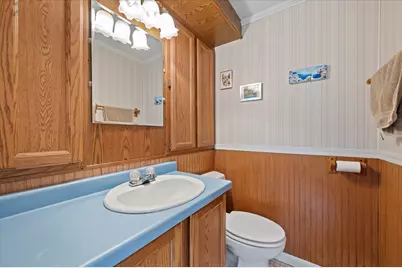353  Tower Ct, Pewaukee, WI 53072 - Photo 21