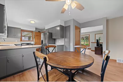 353  Tower Ct, Pewaukee, WI 53072 - Photo 13