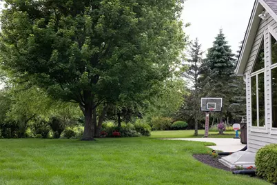 2517  Fox River Cir, Waukesha, WI 53189 - Photo 37