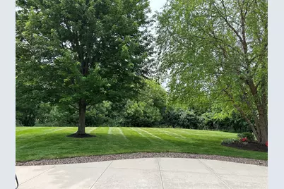 2517  Fox River Cir, Waukesha, WI 53189 - Photo 35