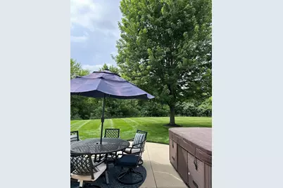 2517  Fox River Cir, Waukesha, WI 53189 - Photo 39