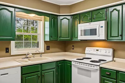 W183S8590  Sue Marie Ln, Muskego, WI 53150 - Photo 11