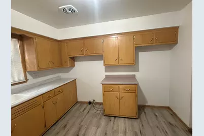 4683 N 68th St, Milwaukee, WI 53218 - Photo 5