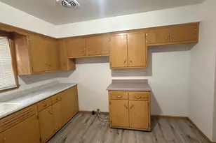 4683 N 68th St, Milwaukee, WI 53218 - Photo 5
