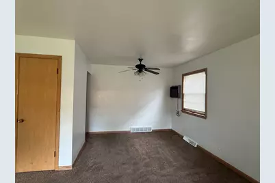 4683 N 68th St, Milwaukee, WI 53218 - Photo 3