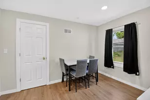 3012 Dwight St, Racine, WI 53403 - Photo 5