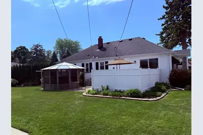 1826  26th St, Kenosha, WI 53140 - Photo 41