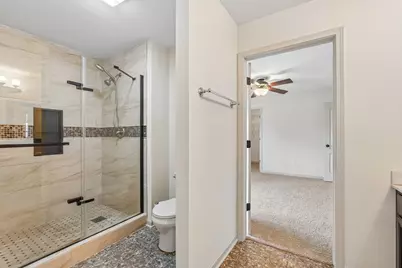 N55W20970  Carters Crossing Cir, Menomonee Falls, WI 53051 - Photo 39