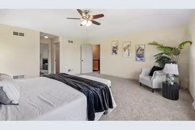N55W20970  Carters Crossing Cir, Menomonee Falls, WI 53051 - Photo 21