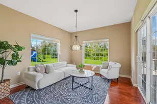 N55W20970 Carters Crossing Cir, Menomonee Falls, WI 53051 - Photo 13
