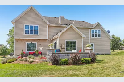 N55W20970  Carters Crossing Cir, Menomonee Falls, WI 53051 - Photo 59
