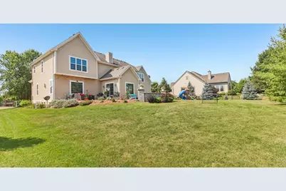 N55W20970  Carters Crossing Cir, Menomonee Falls, WI 53051 - Photo 65