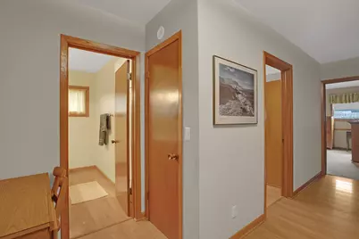 2216  Cleveland Ave, Sheboygan, WI 53081 - Photo 9