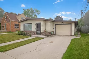 2216 Cleveland Ave, Sheboygan, WI 53081 - Photo 21