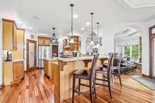 1611 51st St, Racine, WI 53108 - Photo 5