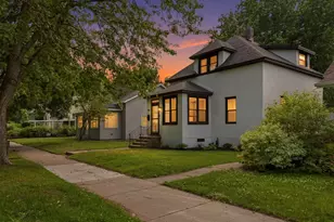 410 21st St, La Crosse, WI 54601 - Photo 1