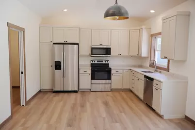 11893  Pine St, Trempealeau, WI 54661 - Photo 9