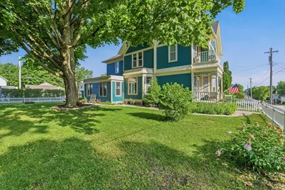 111  Grove St, Mayville, WI 53050 - Photo 3