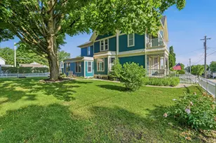 111 Grove St, Mayville, WI 53050 - Photo 3