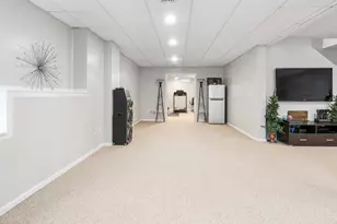 W127S9657 Scott Krause Dr, Muskego, WI 53150 - Photo 55