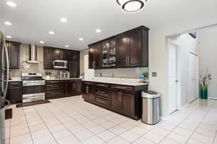 W127S9657 Scott Krause Dr, Muskego, WI 53150 - Photo 25