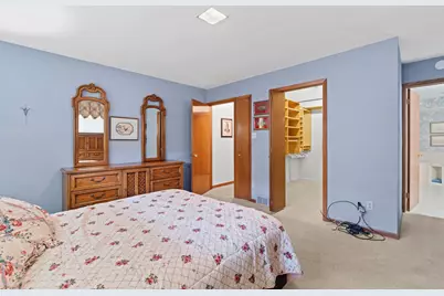 409  Vernon Ave, Thiensville, WI 53092 - Photo 17