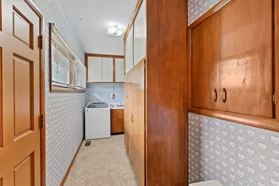 409  Vernon Ave, Thiensville, WI 53092 - Photo 29