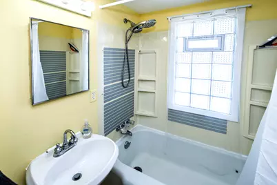 182 N 71st St, Milwaukee, WI 53213 - Photo 9