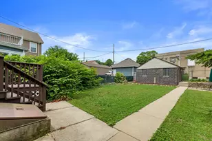 1220 E Russell Ave, Milwaukee, WI 53207 - Photo 15