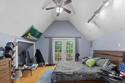 1220 E Russell Ave, Milwaukee, WI 53207 - Photo 13