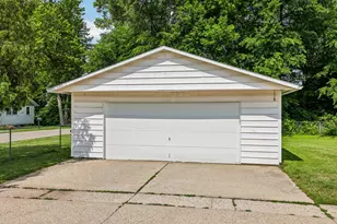 N1359 Moss Dr, Bloomfield, WI 53128 - Photo 25