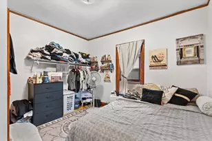 226 E Smith St, Milwaukee, WI 53207 - Photo 23