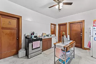226 E Smith St, Milwaukee, WI 53207 - Photo 19