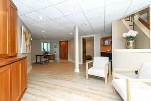 10935 N Oriole Ln, Mequon, WI 53092 - Photo 55