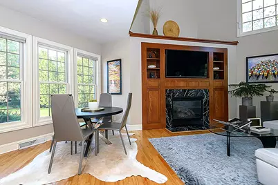 10935 N Oriole Ln, Mequon, WI 53092 - Photo 17
