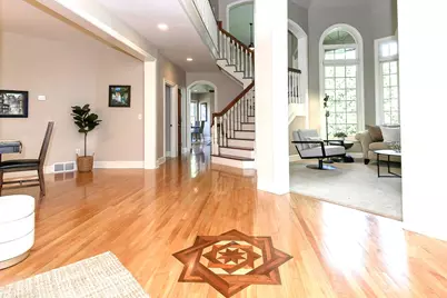10935 N Oriole Ln, Mequon, WI 53092 - Photo 33