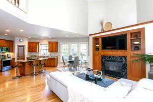 10935 N Oriole Ln, Mequon, WI 53092 - Photo 17