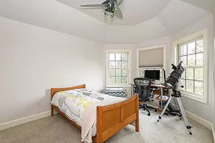 10935 N Oriole Ln, Mequon, WI 53092 - Photo 41